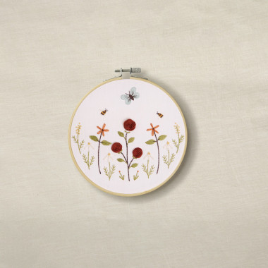 Kit broderie Fleurs du jardin DMC