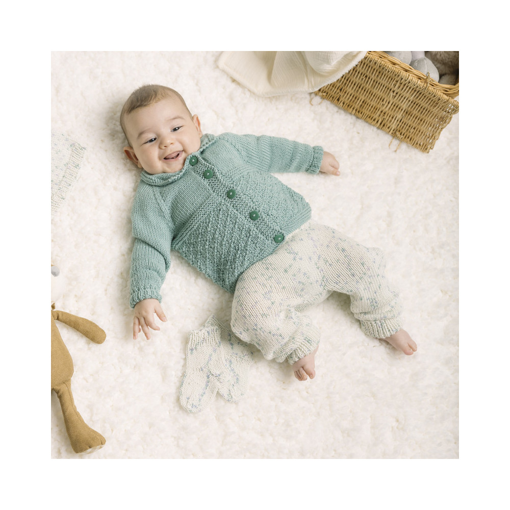 Livre spécial tricot Baby 12 projets DMC