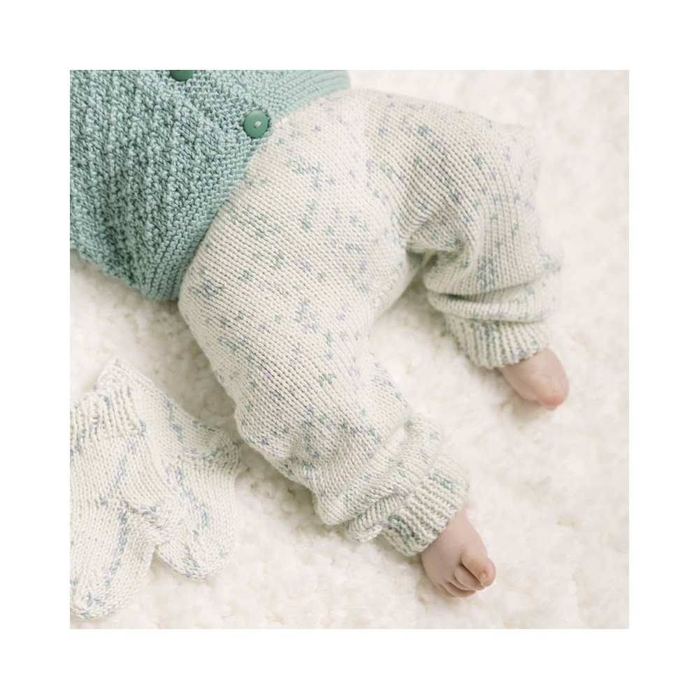 Livre spécial tricot Baby 12 projets DMC