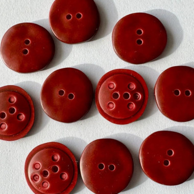 Bouton rouge 18 mm - Découvrez des centaines de modèles !