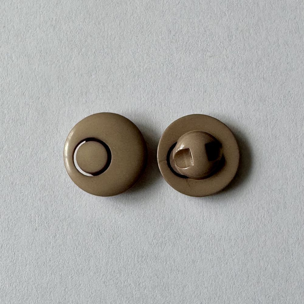 Bouton à queue marron 17 mm - Découvrez des centaines de modèles !