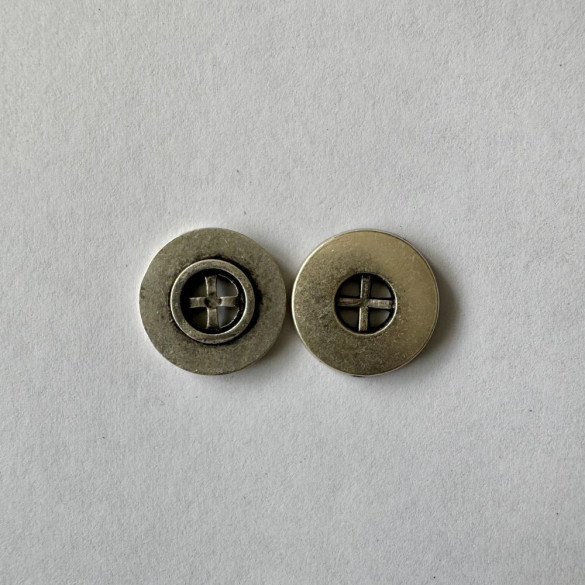 Bouton métallique gris 17 mm - Découvrez des centaines de modèles !