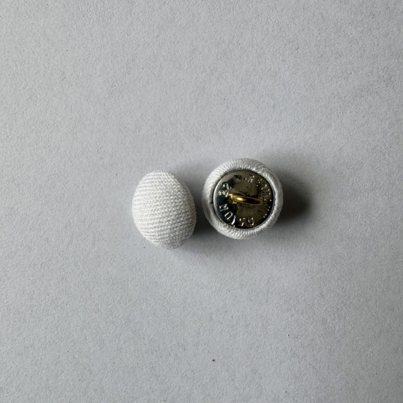 Bouton blanc en tissu à queue 16 mm - Découvrez des centaines de modèles !