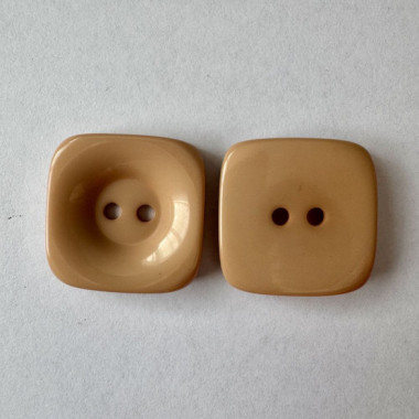 Bouton marron carré 27 mm - Découvrez des centaines de modèles !