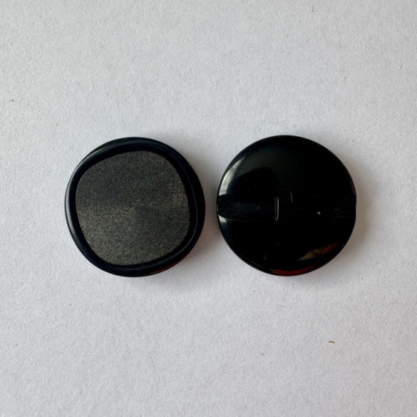 Bouton noir à queue 24 mm - Découvrez des centaines de modèles !