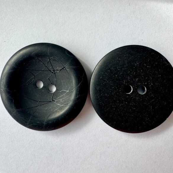 Bouton noir 37 mm - Découvrez des centaines de modèles !