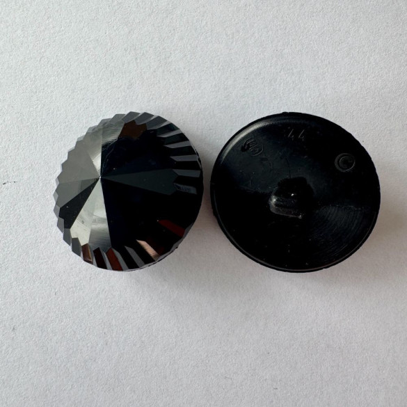 Bouton noir ciselé à queue 30 mm - Découvrez des centaines de modèles !