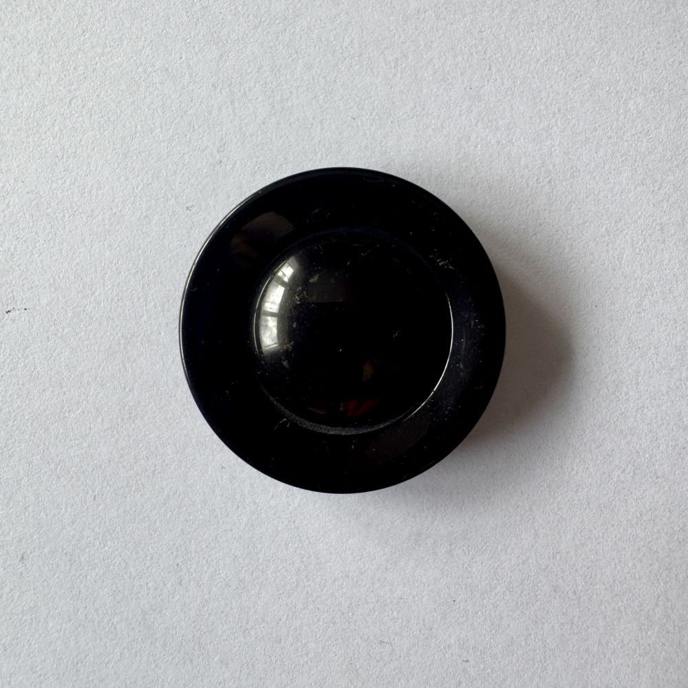 Bouton noir à queue 33 mm - Découvrez des centaines de modèles !