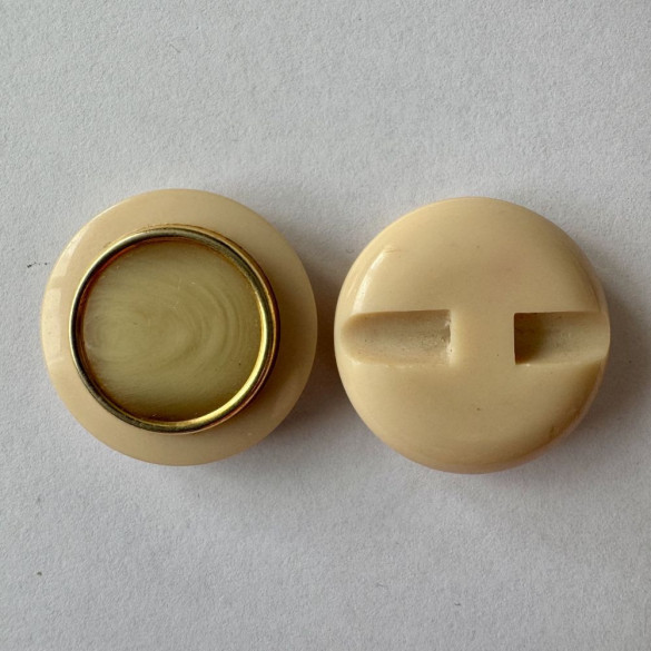 Bouton crème avec cercle doré 31 mm - Découvrez des centaines de modèles !