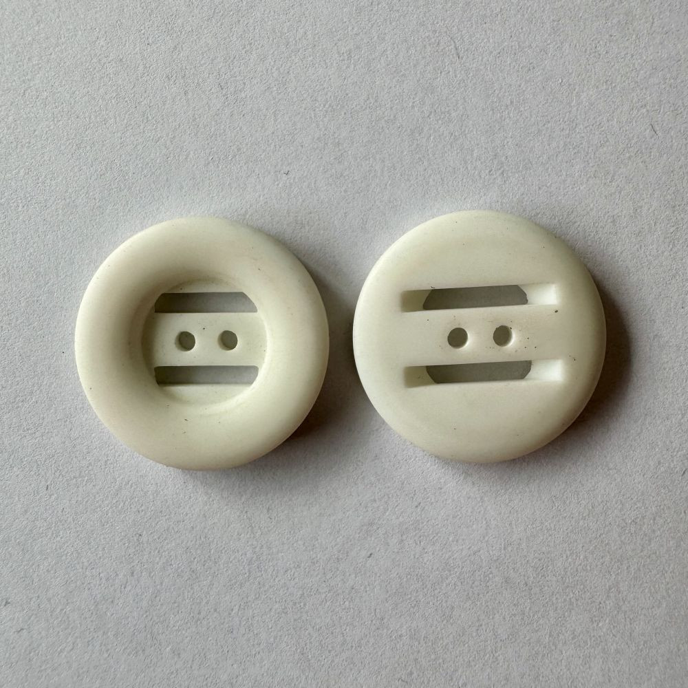 Bouton blanc 29 mm - Découvrez des centaines de modèles !