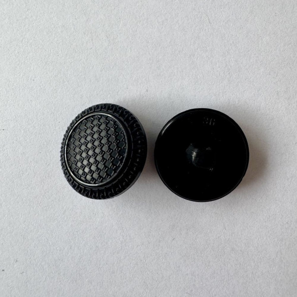 Bouton noir effet damier à queue 23 mm - Découvrez des centaines de modèles !