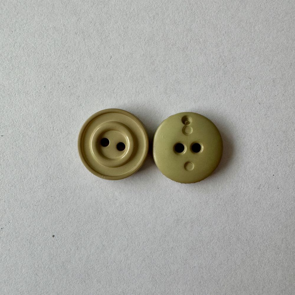 Bouton beige 18 mm - Découvrez des centaines de modèles !