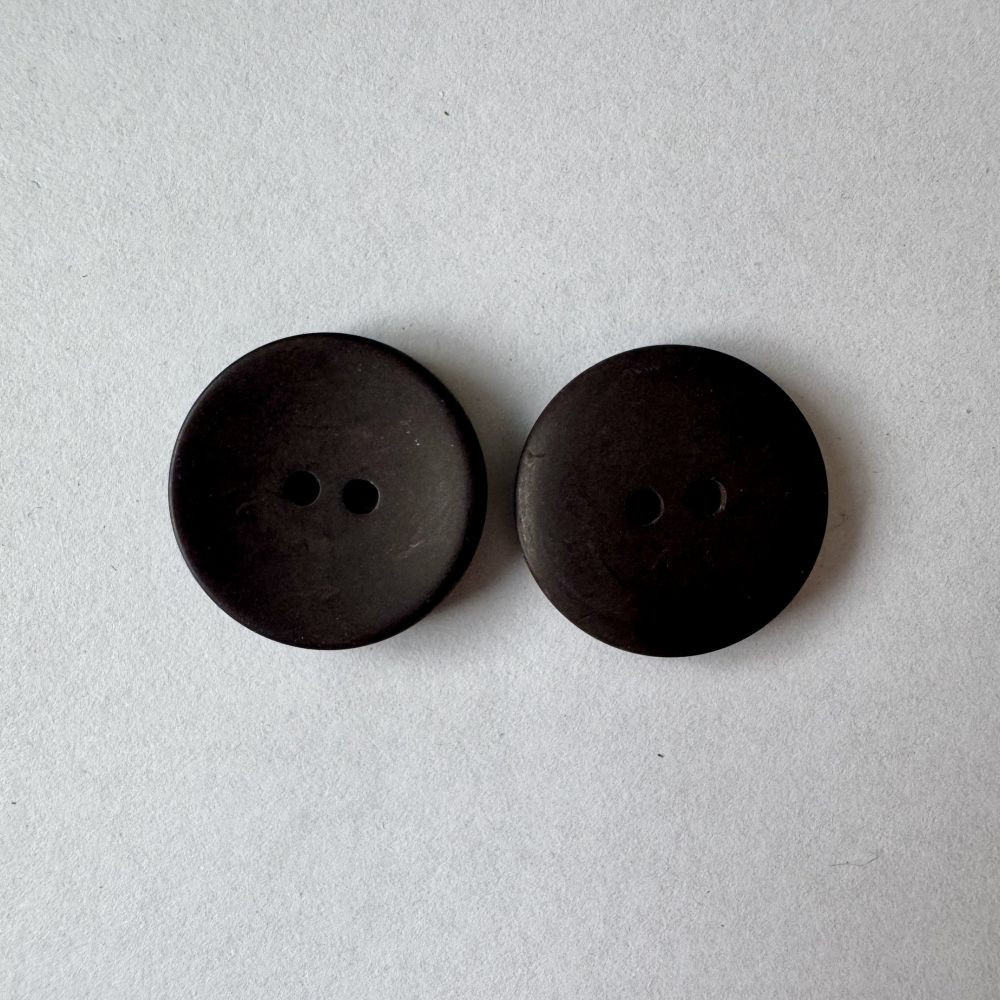 Bouton noir 22 mm - Découvrez des centaines de modèles !