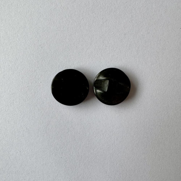 Bouton noir à queue 14 mm - Découvrez des centaines de modèles !