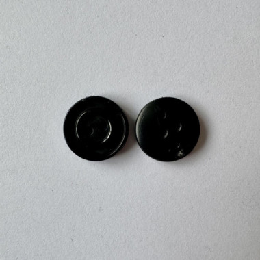 Bouton noir 18 mm - Découvrez des centaines de modèles !
