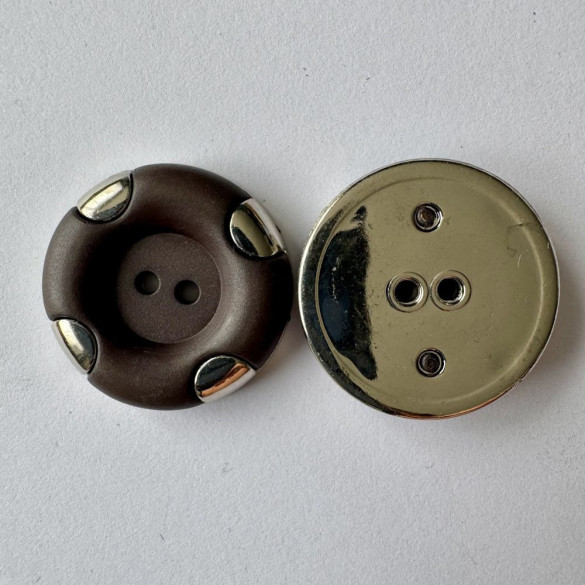 Bouton gris avec rebord métallique 30 mm - Découvrez des centaines de modèles !