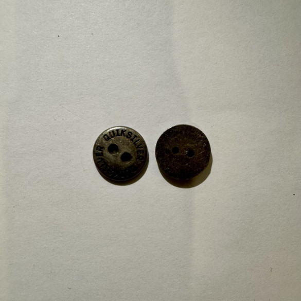 Bouton en métal gris Quicksilver 13 mm - Découvrez des centaines de modèles !