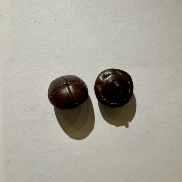 Bouton marron à queue 17 mm - Découvrez des centaines de modèles !