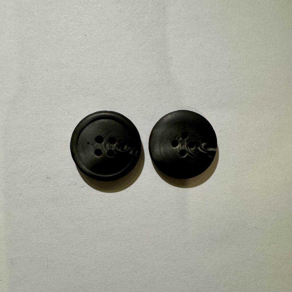 Bouton noir 18 mm - Découvrez des centaines de modèles !