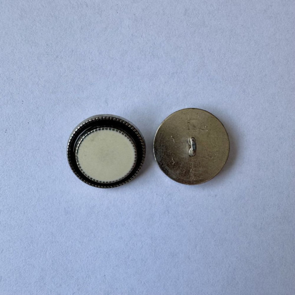 Bouton noir et blanc 20 mm - Découvrez des centaines de modèles !