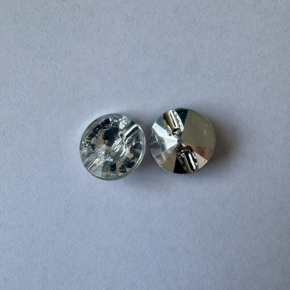 Bouton diamant 18 mm - Découvrez des centaines de modèles !