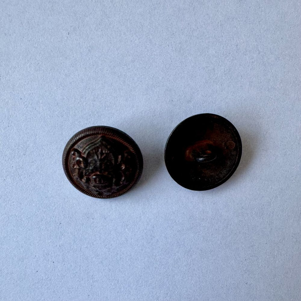 Bouton marron avec armoiries 23 mm - Découvrez des centaines de modèles !