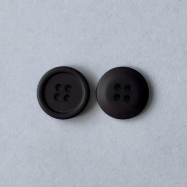 Bouton noir 18 mm - Découvrez des centaines de modèles !