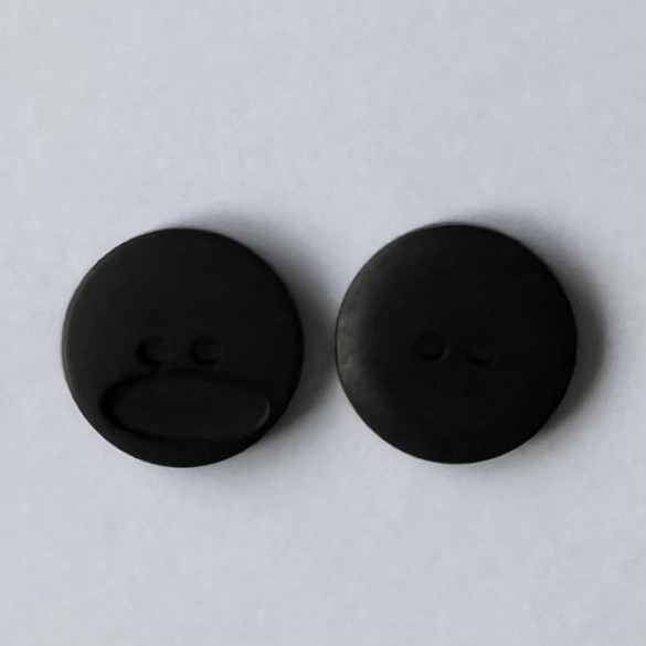 Bouton noir 18 mm - Découvrez des centaines de modèles !