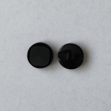 Bouton noir avec carré central 15 mm - Découvrez des centaines de modèles !